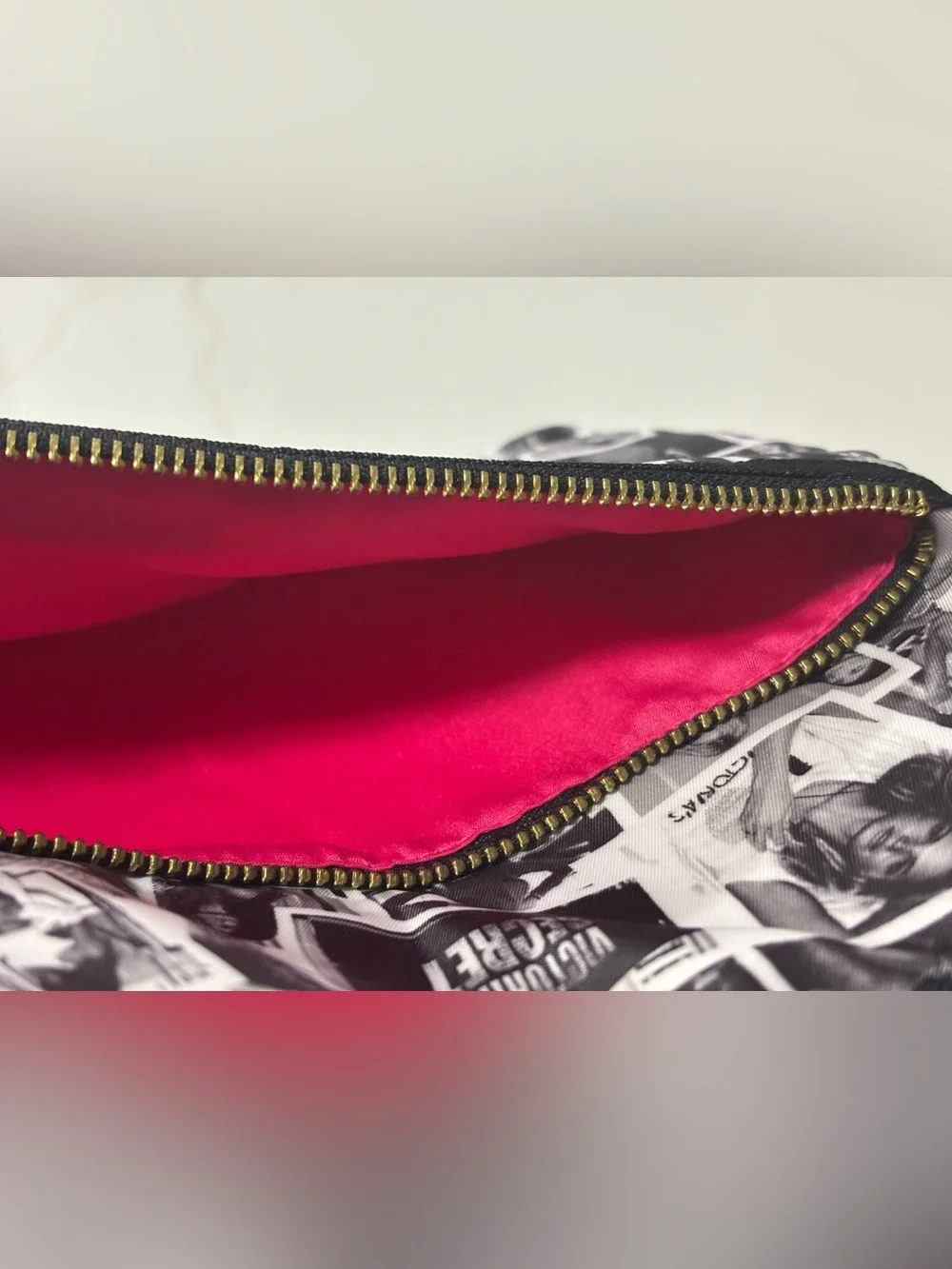 Victoria's Secret Supermodels Photo Collage Messenger Bag